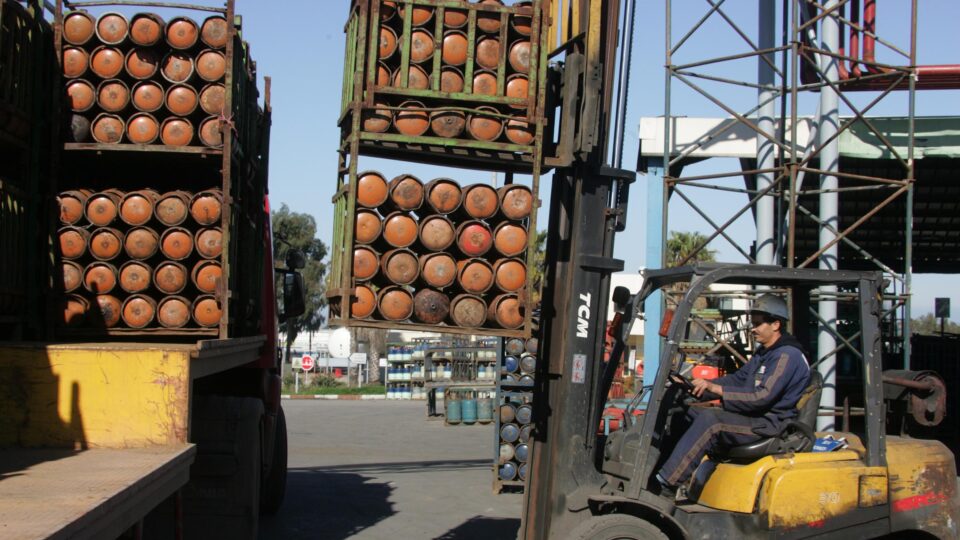 اليمني: الرفع التدريجي للدعم عن الغاز “قرار خطير”