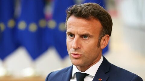 فرنسا ترضخ لمطالب الانقلابيين بالنيجر