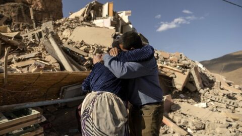 بين رواية المنصوري وواقع الأطلس.. ضحايا الزلزال ما يزالون يطالبون بالإنصاف