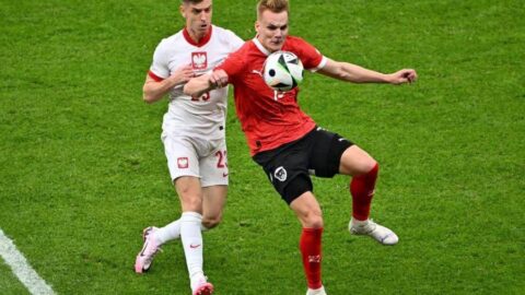 النمسا تدك شباك بولندا بثلاثة أهداف لواحد