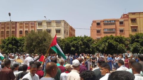 آلاف المغاربة يتظاهرون بعشرات المدن المغربية دعما للفلسطينيين