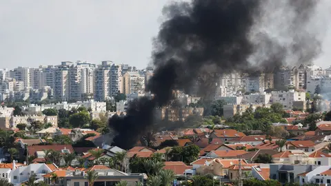 لبنانيون يتلقون اتصالات إسرائيلية تطالبهم بإخلاء أماكن تواجدهم