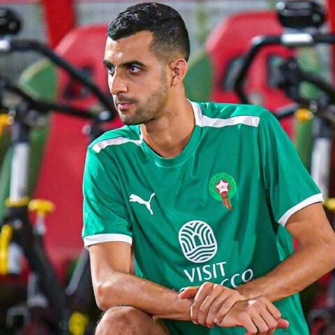 الركراكي يستدعي بلعمري لتعويض حكيمي