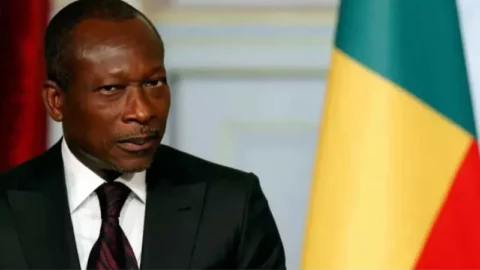 عسكريون يعلنون في بنين إقالة الرئيس تالون من مهامه