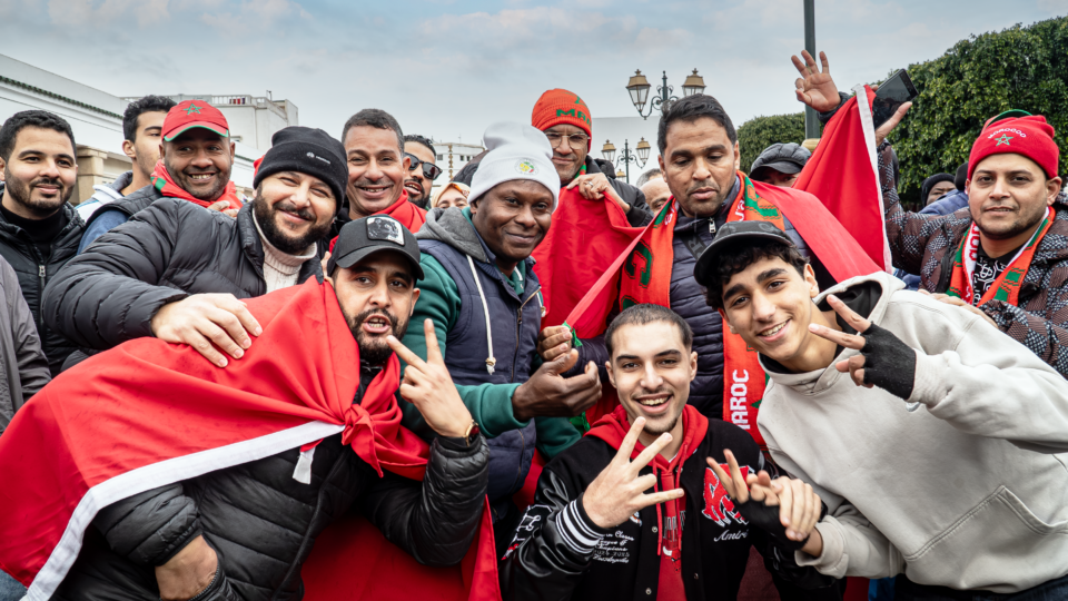 المغرب في “ليلة الأسود”.. حماس إفريقي يلهب الساحات قبيل صافرة النهائي