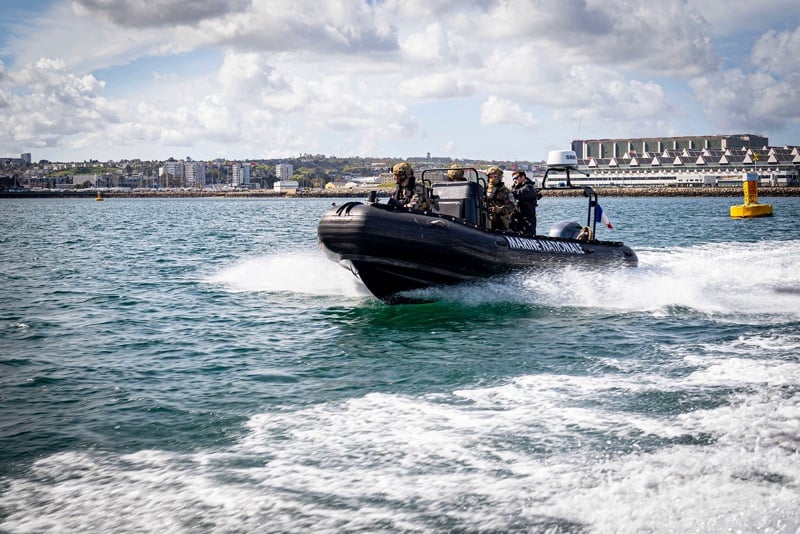 بحرية فرنسا تصادر أطنانًا من الكوكايين