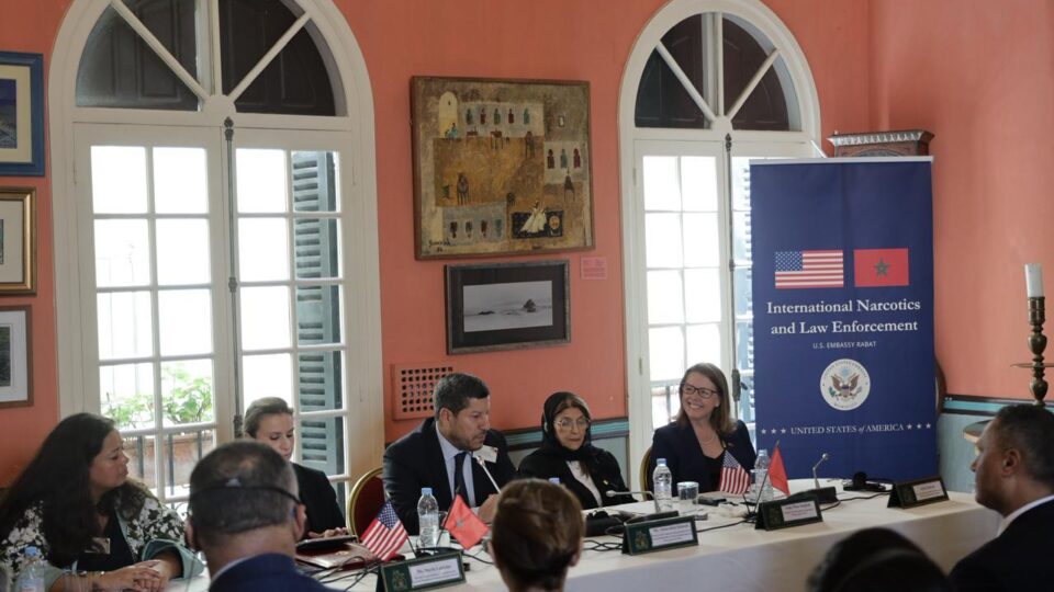 المغرب وأمريكا يحتفلان بمرور 15 سنة من الشراكة في مجالات الأمن وإدارة السجون والعدالة