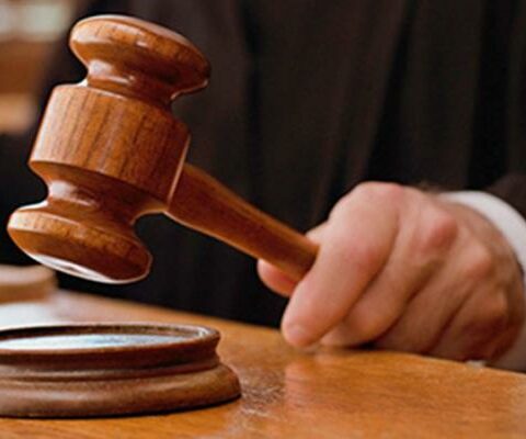 بعد تأجيل المحاكمة.. تفاصيل إدانة ثلاثة حقوقيين بسوق السبت