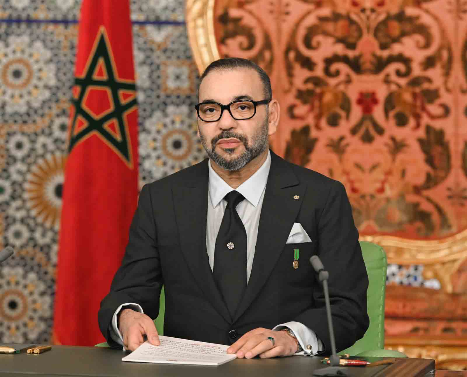 الملك يدعو القطاع المالي لمواكبة المشاريع الكبرى ويشدد على دعم المقاولات الصغيرة