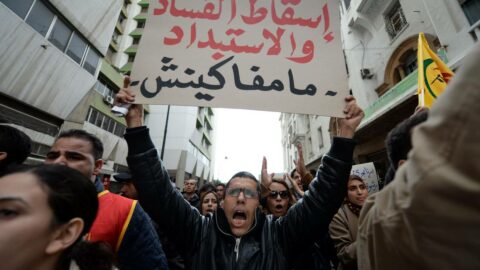حقوقيون ينددون بالفساد واستمرار تجاهل مطالب الاحتجاجات