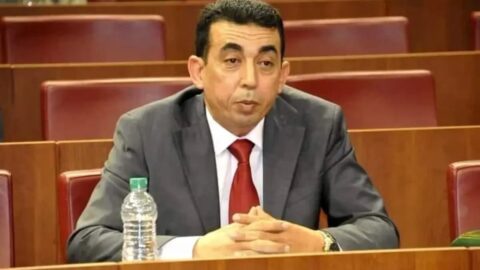 المكتب المديري لأولمبيك آسفي يرفض استقالة الرئيس محمد الحيداوي