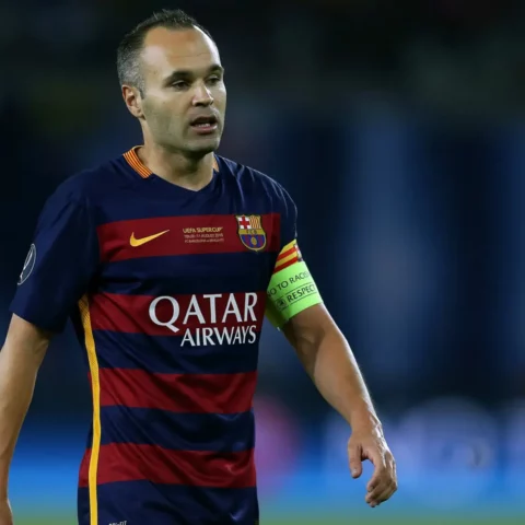 الجامعة تُعين إنييستا مديرا رياضيا المنتخبات الوطنية