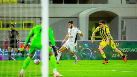 وليد أزارو على رادار الزمالك المصري