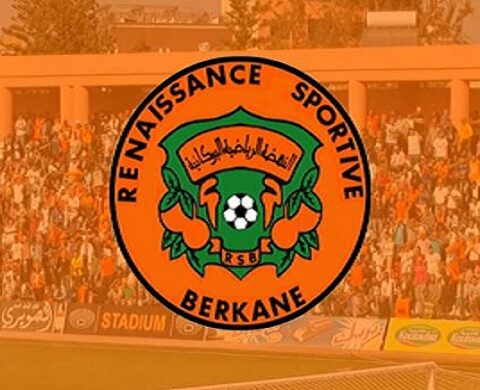 بشعار “للتاريخ يا النهضة”.. جماهير نهضة بركان تتعبأ خلف فريقها قبل موقعة الجيش