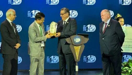 تسليم النسخة 8 لجائزة الحسن الثاني العالمية الكبرى للماء لمنظمة الأغذية والزراعة