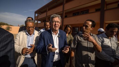 “فرنسا الأبية” يخلي مقره في باريس بعد تهديد بوجود قنبلة