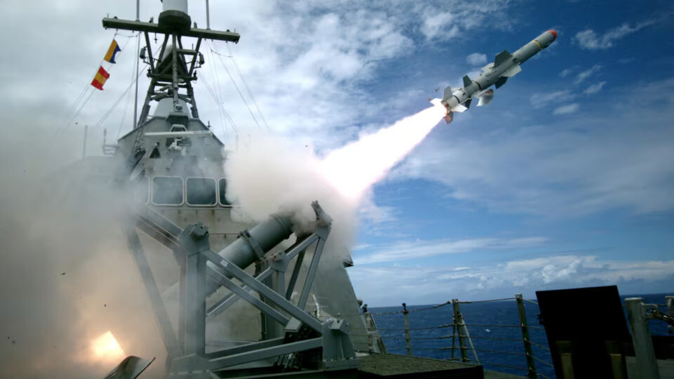 المغرب يعزز قدراته العسكرية في المجال البحري بصواريخ أمريكية