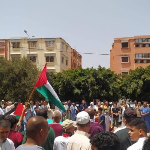 آلاف المغاربة يتظاهرون بعشرات المدن المغربية دعما للفلسطينيين