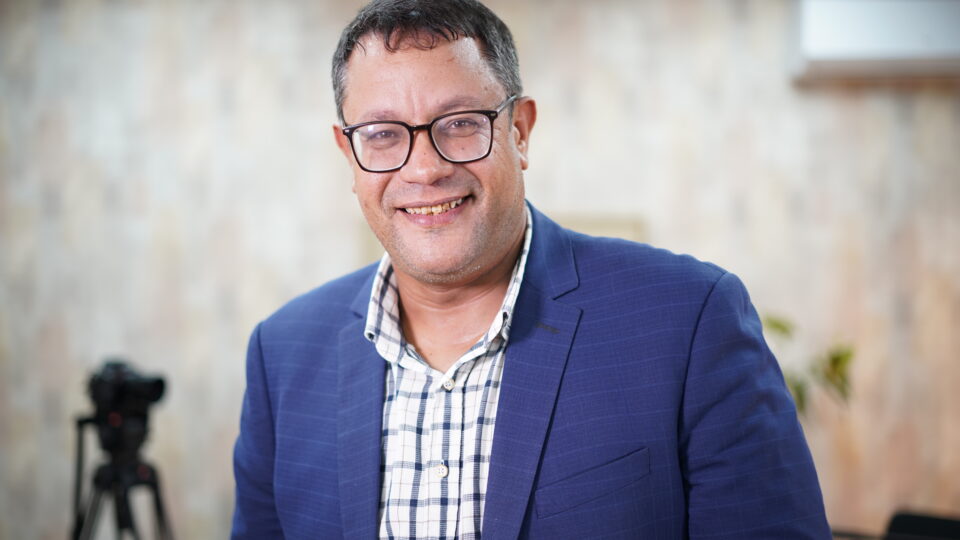 بعد الضربة الأمريكية لإيران.. حمودي: مجلس السلام غطاء لتبرير عدوانية ترامب