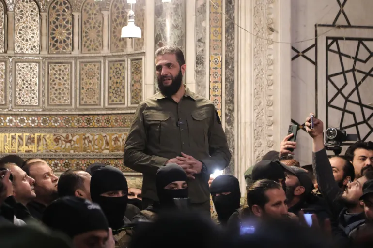 بينهم مغاربة.. الشرع: الأجانب الذين قاتلوا معنا يستحقون المكافأة ونبحث منحهم الجنسية السورية