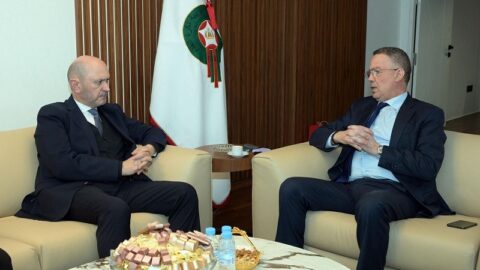 فوزي لقجع يستقبل رئيس الاتحاد الإسباني الجديد والأعين صوب تنظيم مونديال 2030