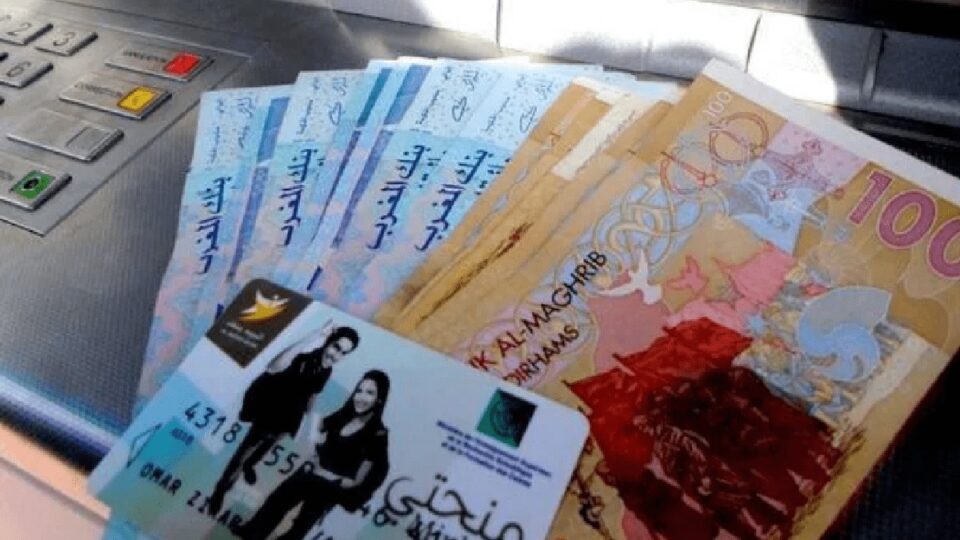 صرف تعويضات طلبة التربية بعد تأخر دام شهرين