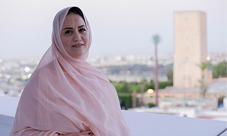 عبد الإله التيكتوكور.. أو البوعزيزية الناعمة!