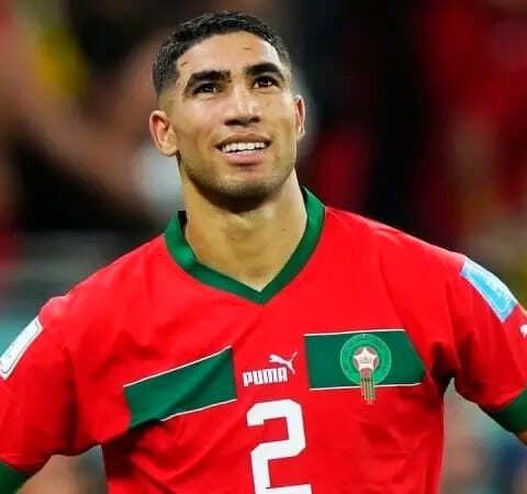 30 دقيقة غيرت مجرى مسيرته.. كواليس اختيار حكيمي اللعب للمغرب