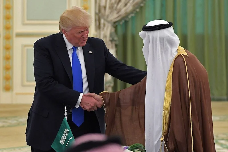 ترامب يلتقي قادة الخليج في السعودية