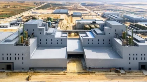 تدشين أول مصنع لمواد بطاريات الليثيوم بطاقة إنتاجية تبلغ 40.000 طن