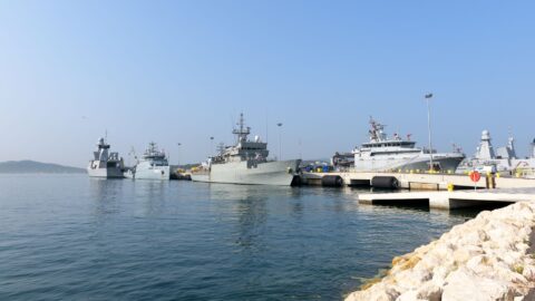 المغرب وفرنسا يقودان مناورات بحرية بمشاركة 8 دول