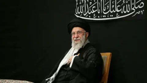خامنئي: الحرب الإسرائيلية سعت لإطاحة النظام في إيران