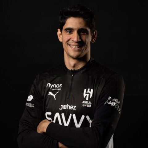 الهلال يتوصل إلى اتفاق نهائي لتجديد عقد ياسين بونو حتى 2028