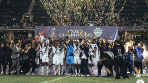 الأهلي السعودي يتوج بلقب كأس السوبرعلى حساب النصر