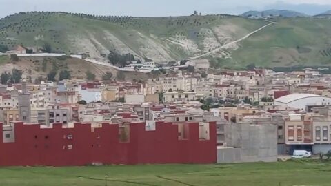 تيسة تحت وطأة التهميش.. العطش والمرض يدفعان الساكنة إلى الشارع