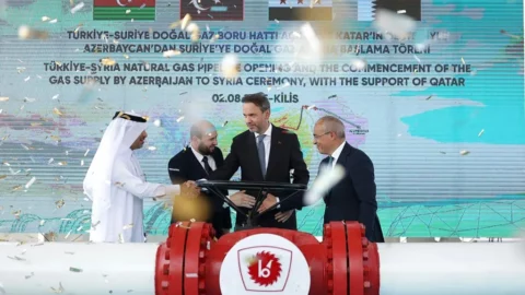 تركيا تبدأ إمداد سوريا بالغاز الأذربيجاني لزيادة التغذية الكهربائية