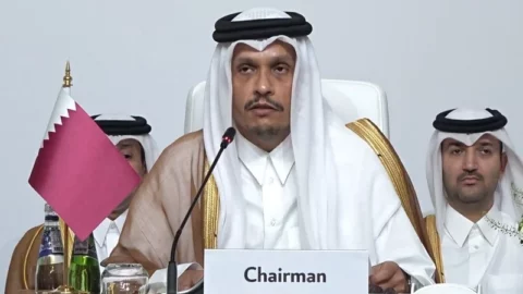 قطر تدعوا المجتمع الدولي إلى وقف “الكيل بالمعايير المزدوجة” ومعاقبة إسرائيل