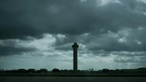 إلغاء رحلات الجوية جراء الإغلاق الحكومي بأمريكا