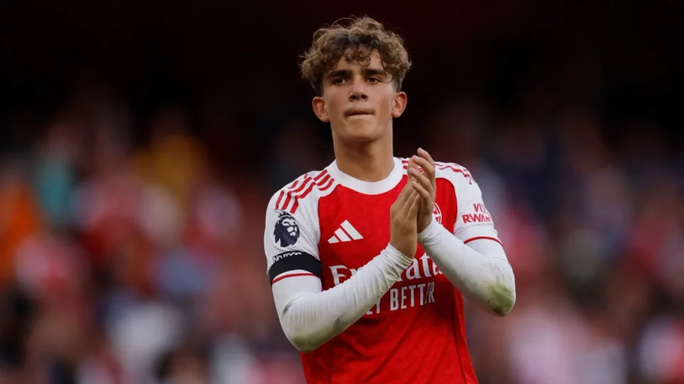 الإنكليزي ماكس داومان أصغر لاعب يشارك في دوري أبطال أوروبا على الإطلاق