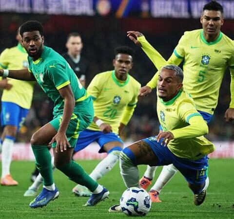 إستيفاو وكازيميرو يقودان البرازيل للفوز على السنغال وديا