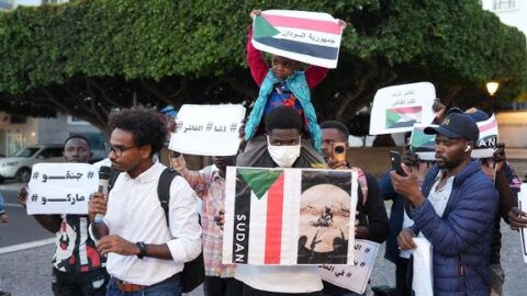من أمام البرلمان.. مغاربة وسودانيون في وقفة تضامنية مع ضحايا الحرب في السودان