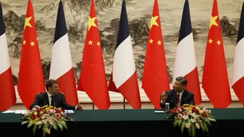 ماكرون يزور الصين وأوكرانيا على جدول الأعمال