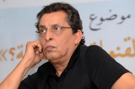 جمال الدين ناجي يكتب: صحفي تحت حالة الاستثناء