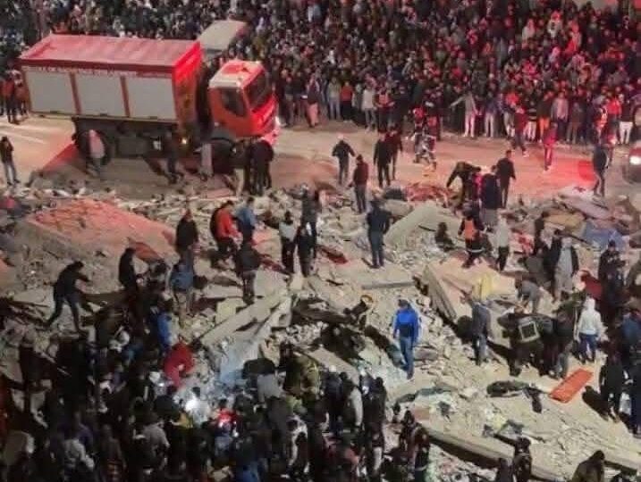 ارتفاع حصيلة انهيار بنايتين بفاس إلى 22 قتيلا وعدد من المصابين في حصيلة محينة