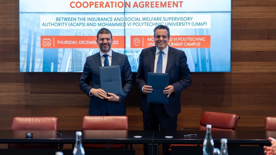 توقيع اتفاقية تعاون بين هيئة مراقبة التأمينات وجامعة محمد السادس متعددة التخصصات 