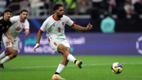 علي علوان يعادل النتيجة للمنتخب الأردني أمام المغرب