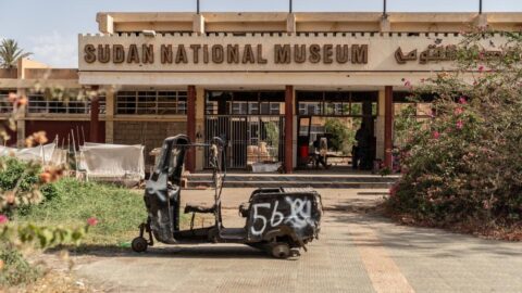 السودان يستعيد 570 قطعة أثرية سرقت خلال الحرب