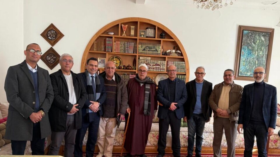 ابن كيران يعتبر مشروع قانون “مجلس الصحافة” مسًّا خطيرًا بالمكتسبات التاريخية للصحافة المغربية