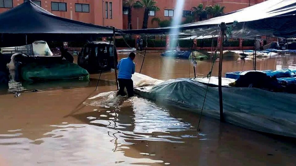 فيضانات الأمطار تجتاح دواوير تيزنيت وشتوكة آيت باها وتخلف خسائر مادية