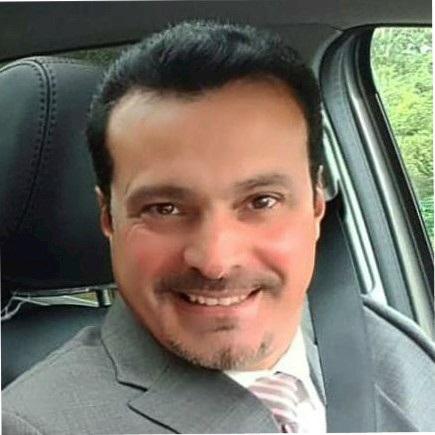 ضجيجُ الأرائك وعرقُ الميادين.. لماذا يُرعبهم النجاح المغربي؟